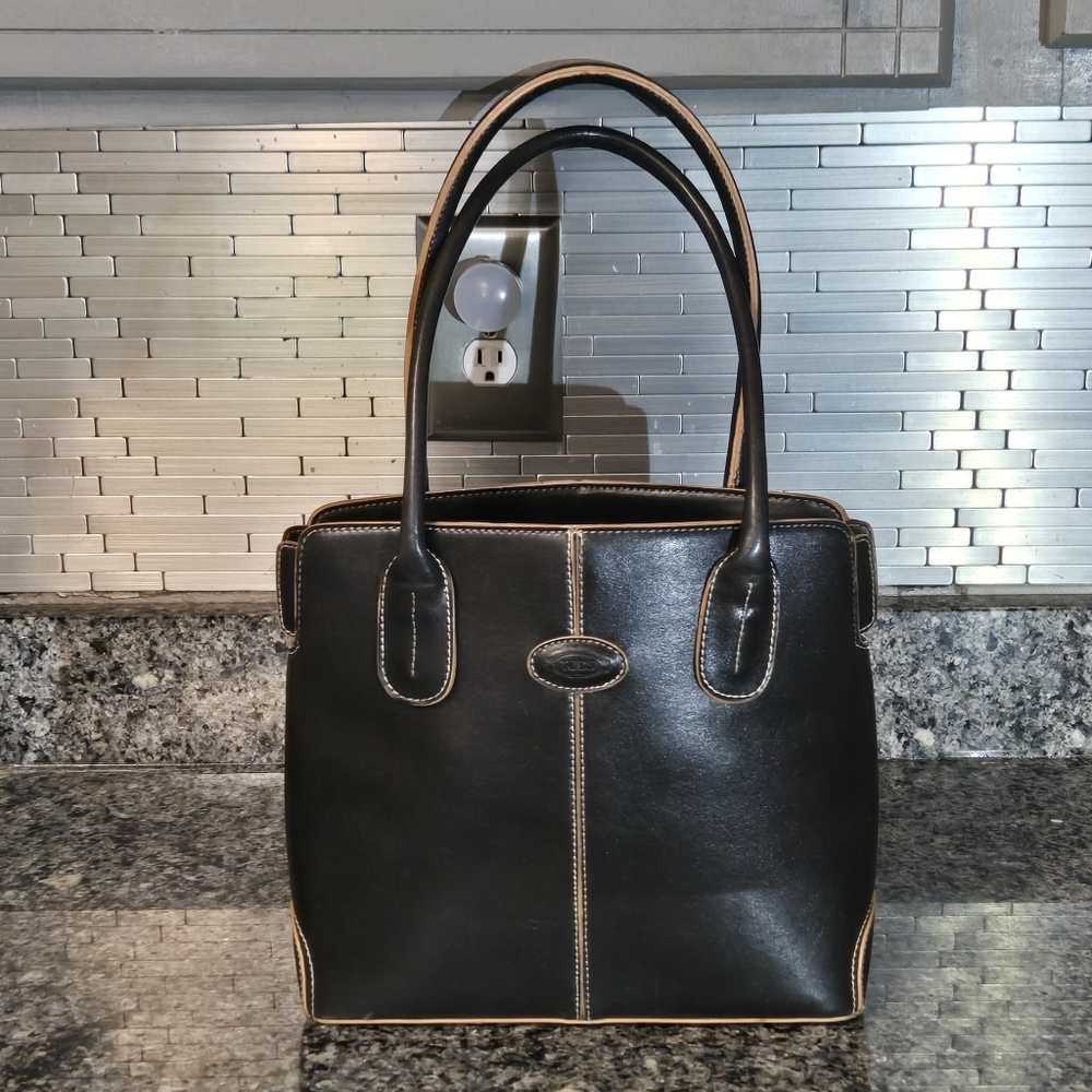 Tod's Black and Tan Shoulder Bag